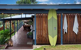 Bungalow1Six